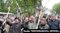 Тбилиси, 22 мая. Противники президента Саакашвили