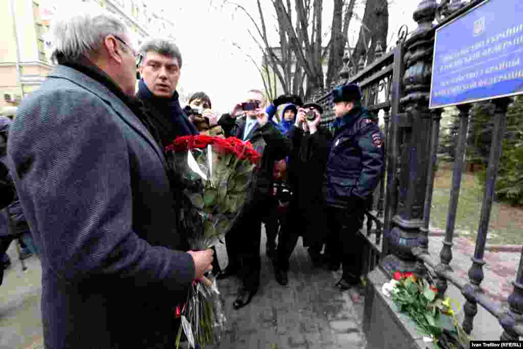 Москва. В память о жертвах Майдана. Михаил Касьянов и Борис Немцов