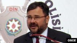 Aleksis Şahtaxtinski 