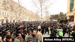 Azerbaijan -- opposition protests in downtown Baku - 12Mar2011